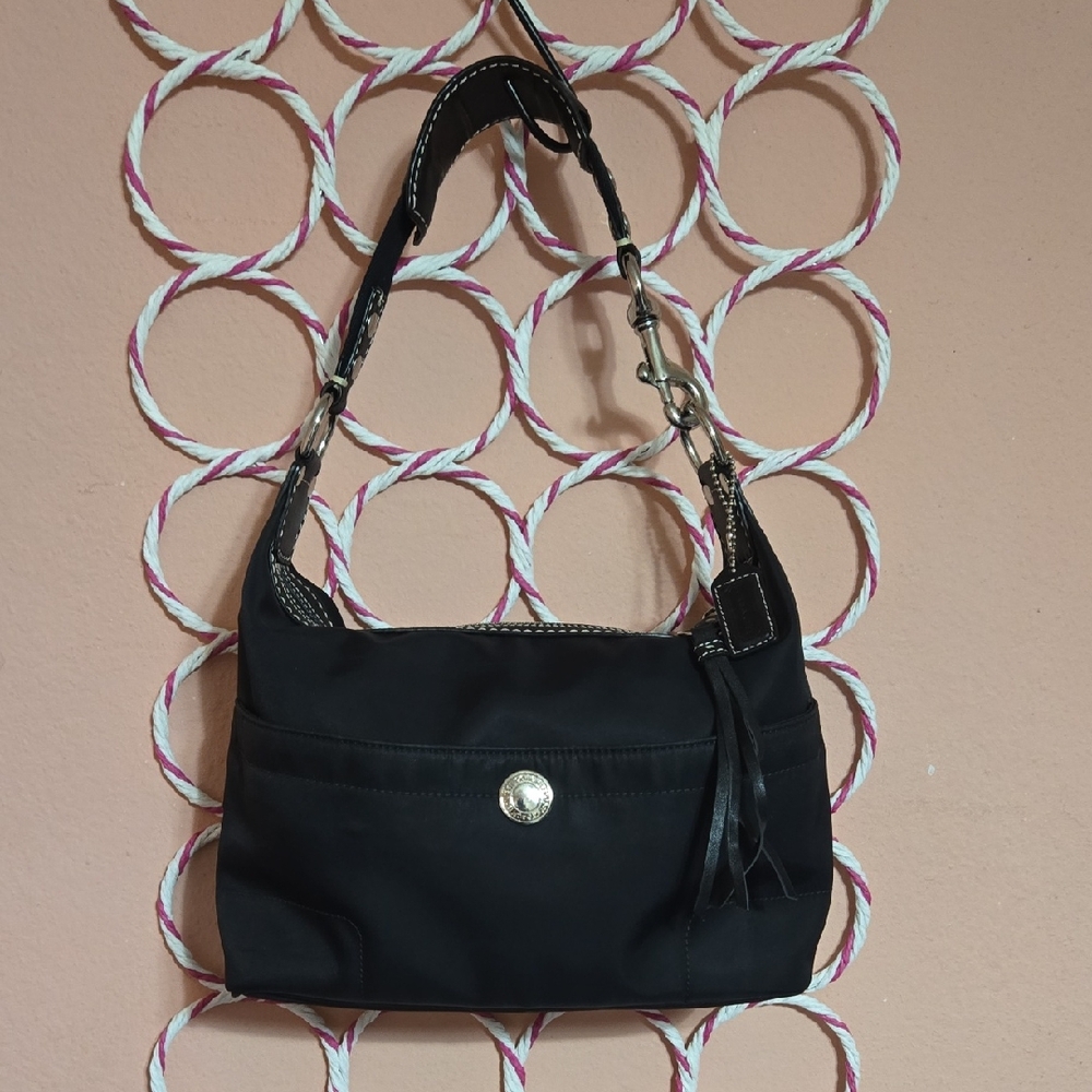 COACH Hamptons Black Shoulder Bag Style 4984 Yr 2005 GUC